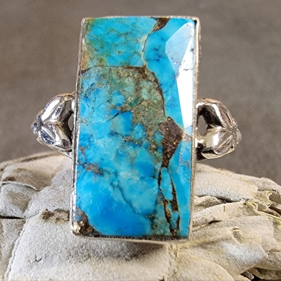 Vintage Jewelry - Native Mountain Matrix Copper Turquoise Gemstone Ring 7.5 Sterling Silver Boho